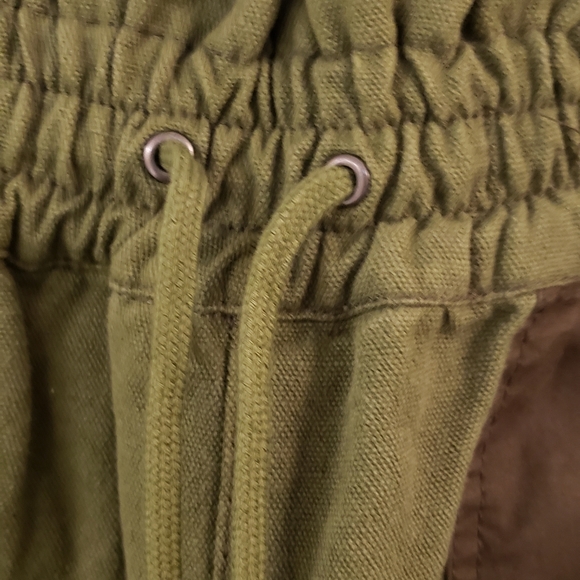 🌻NWT Alice + Olivia Tribeca Patchwork Jogger Pants - Picture 7 of 10